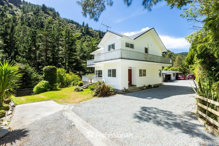 Photo of property in 2296b Akatarawa Road, Akatarawa Valley, Upper Hutt, 5372