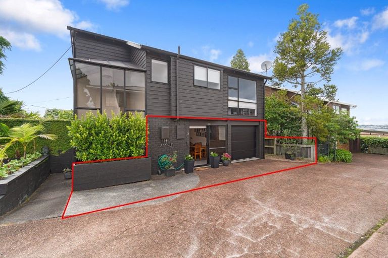 Photo of property in 3/80 Onewa Road, Northcote Point, Auckland, 0627