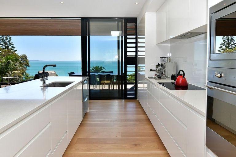 Photo of property in 25c Duncansby Road, Stanmore Bay, Whangaparaoa, 0932