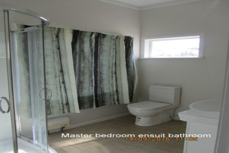 Photo of property in 77 Kahikatea Flat Road, Dairy Flat, Albany, 0794