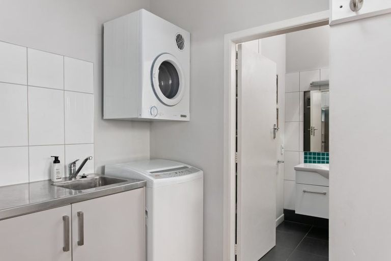 Photo of property in 28a Moana Road, Okitu, Gisborne, 4010