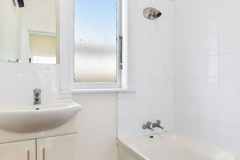 Photo of property in 28 Gibbon Street, Sydenham, Christchurch, 8023