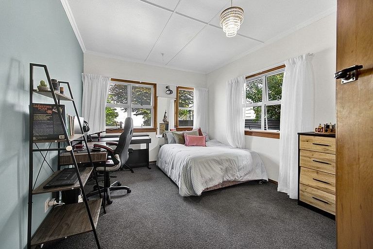 Photo of property in 51 Union Street, Hawera, 4610