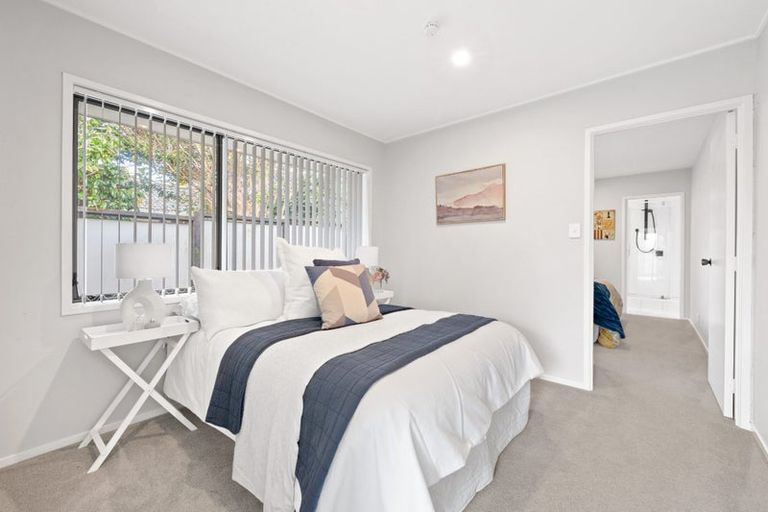 Photo of property in 8 Rapallo Place, Farm Cove, Auckland, 2012