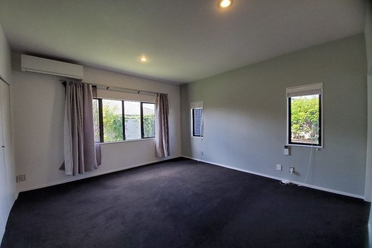 Photo of property in 20 Te Wharau Drive, Greenhithe, Auckland, 0632