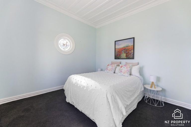 Photo of property in 23 Oxford Street, South Dunedin, Dunedin, 9012