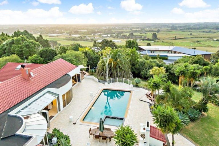 Photo of property in 65 Harry Dreadon Road, Opaheke, Papakura, 2584