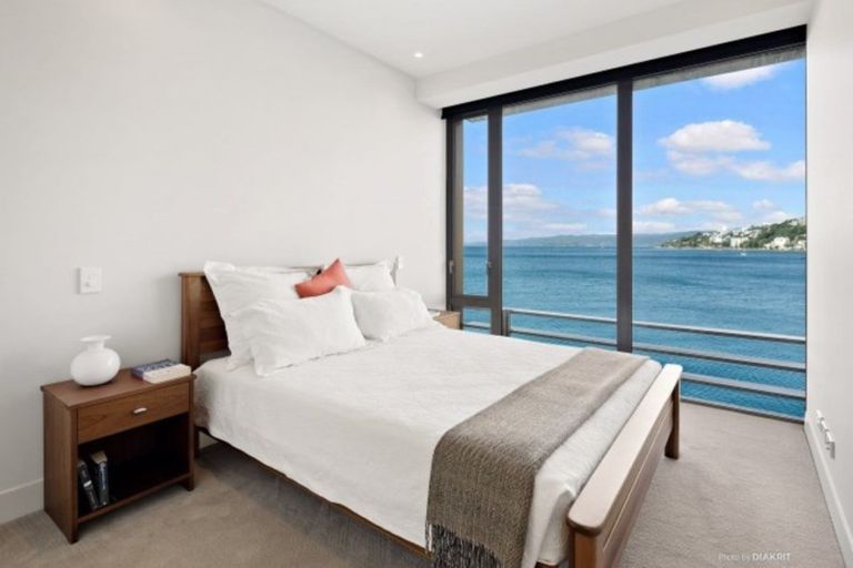 Photo of property in Clyde Quay Wharf, 2a/6 Clyde Quay Wharf, Te Aro, Wellington, 6011