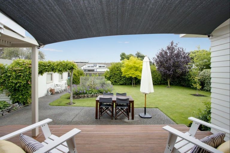 Photo of property in 26 Bowling Road, Greenmeadows, Napier, 4112