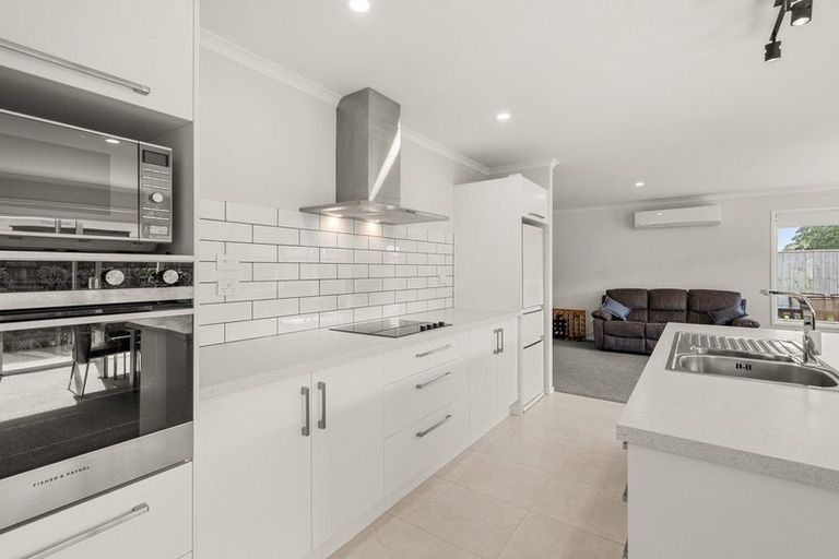 Photo of property in 12 Kotare Drive, Coastlands, Whakatane, 3120