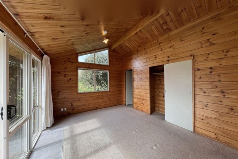 Photo of property in 82 Huia Street, Waikanae, 5036