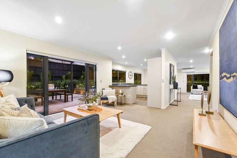 Photo of property in 12 Cabernet Close, Rototuna, Hamilton, 3210