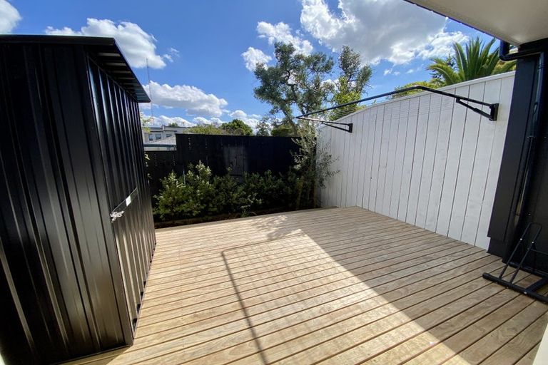 Photo of property in 6/5 Preston Avenue, Henderson, Auckland, 0610