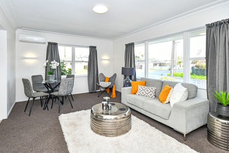 Photo of property in 1/1 Sunnyside Crescent, Papatoetoe, Auckland, 2025