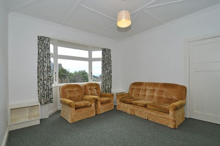 Photo of property in 88 Percy Dyett Drive, Karori, Wellington, 6012