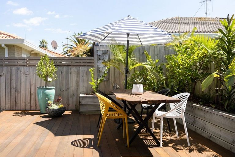 Photo of property in 14 Hugo Way, Papamoa Beach, Papamoa, 3118