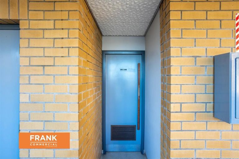 Photo of property in 138 Great South Road, Takanini, 2112