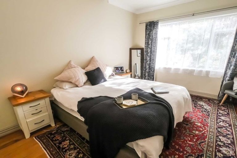 Photo of property in 156 Kings Crescent, Hutt Central, Lower Hutt, 5010