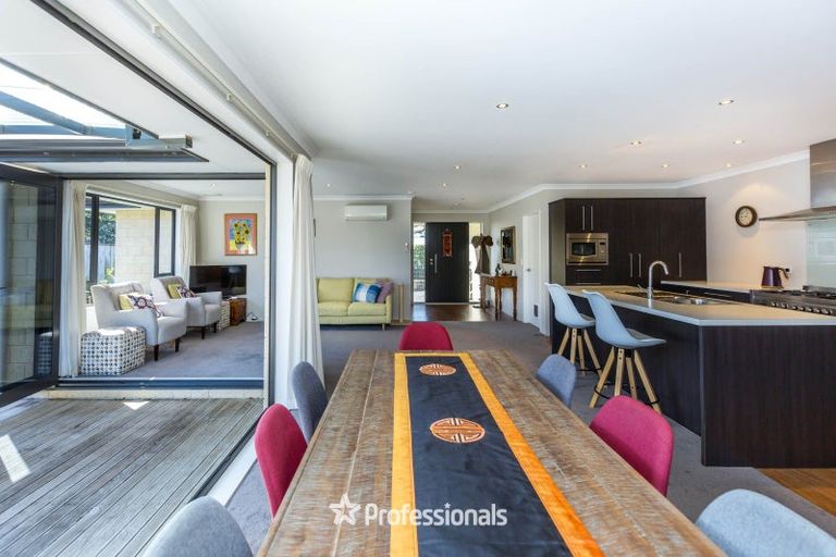 Photo of property in 19 Brentwood Street, Trentham, Upper Hutt, 5018