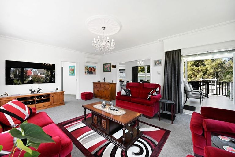 Photo of property in 2 Awatere Avenue, Beerescourt, Hamilton, 3200