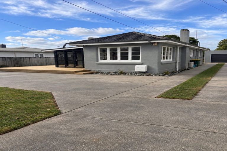 Photo of property in 30 Young Street, Claudelands, Hamilton, 3214