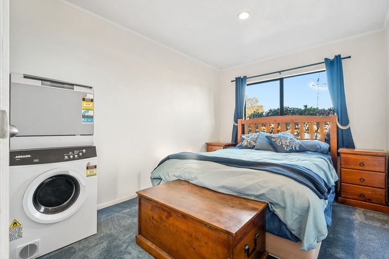 Photo of property in 14 Station Road, Takanini, 2112