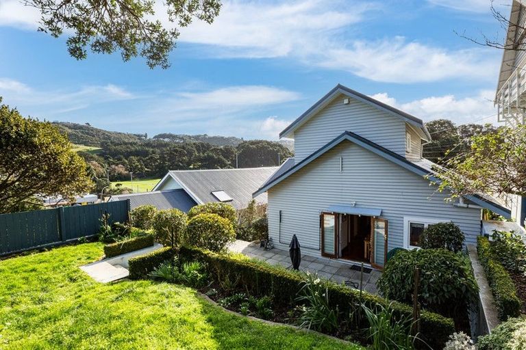 Photo of property in 9 Dover Street, Island Bay, Wellington, 6023