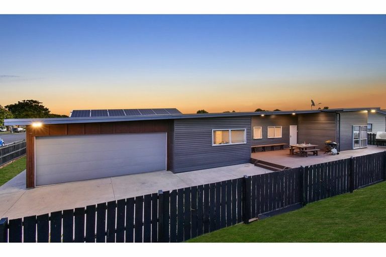 Photo of property in 18 Kaimoana Street, Weymouth, Auckland, 2103