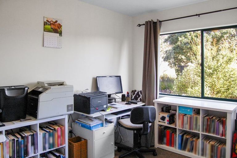 Photo of property in 598a Oneriri Road, Kaiwaka, 0573