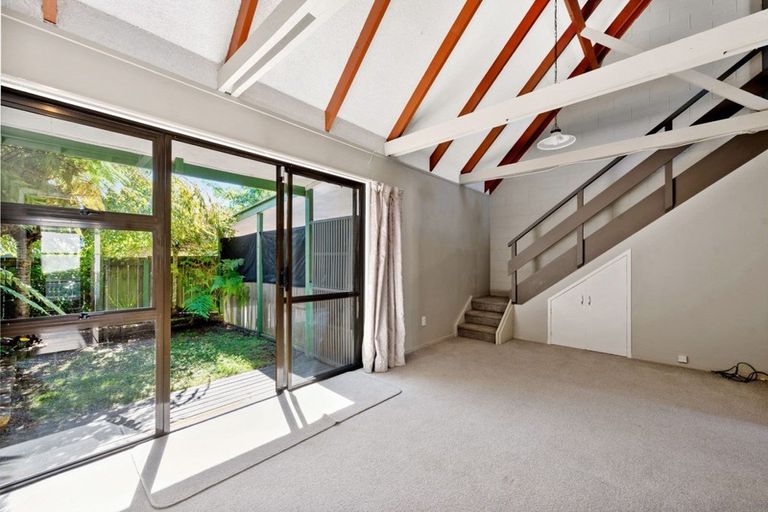 Photo of property in 5/66 Robinson Avenue, Holdens Bay, Rotorua, 3010