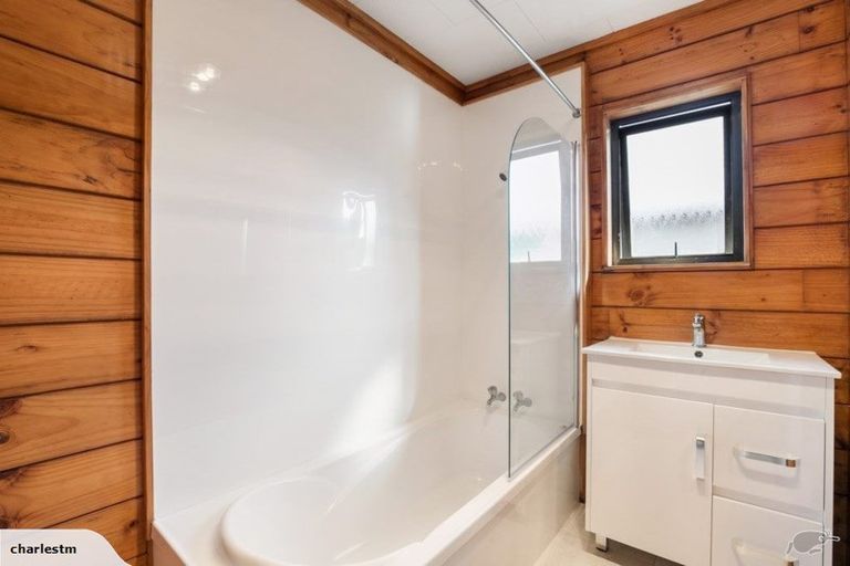 Photo of property in 3/32 Great South Road, Papakura, 2110