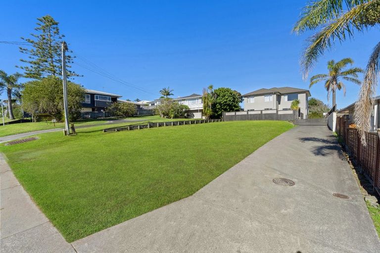 Photo of property in 24a Bay Street, Red Beach, 0932