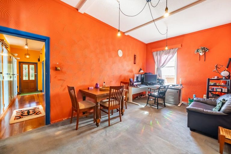 Photo of property in 3 Lincoln Street, Brooklyn, Wellington, 6021