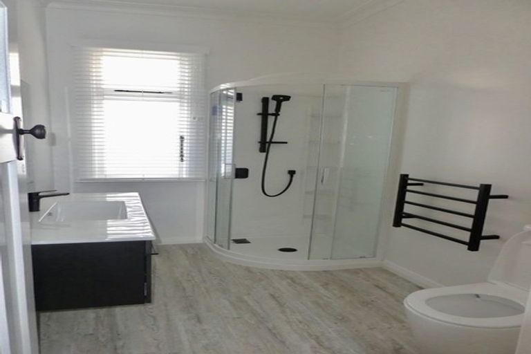 Photo of property in 23 Fitzroy Street, Caversham, Dunedin, 9012