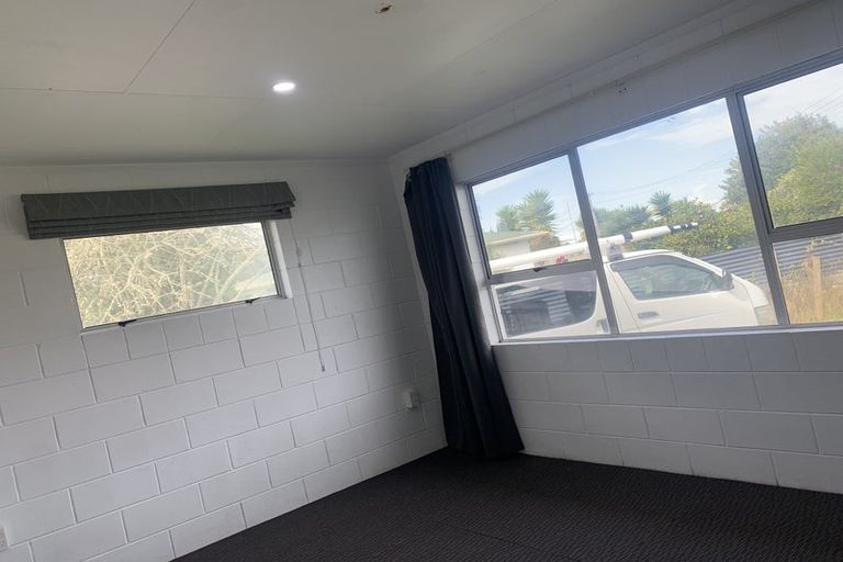 Photo of property in 135a Avalon Drive, Nawton, Hamilton, 3200