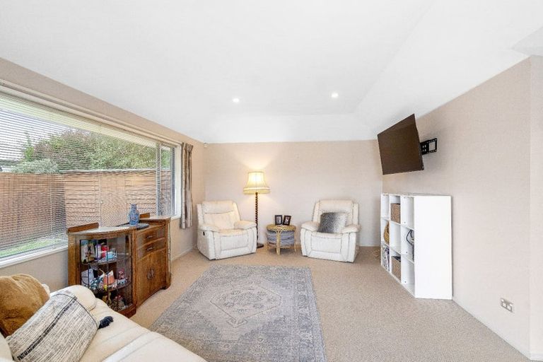 Photo of property in 18 Vasari Grange, Rolleston, 7614