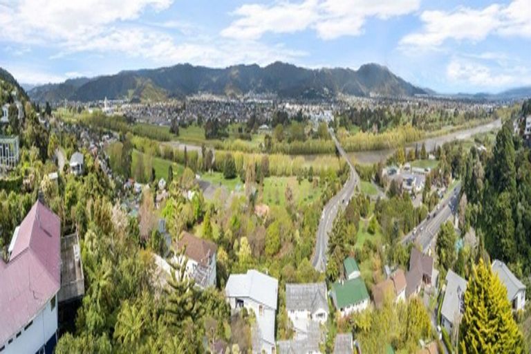 Photo of property in 21 Vista Grove, Kelson, Lower Hutt, 5010