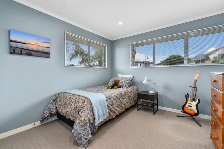Photo of property in 46 Mulgan Way, Browns Bay, Auckland, 0630
