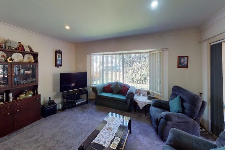 Photo of property in 20 Reeve Street, Levin, 5510