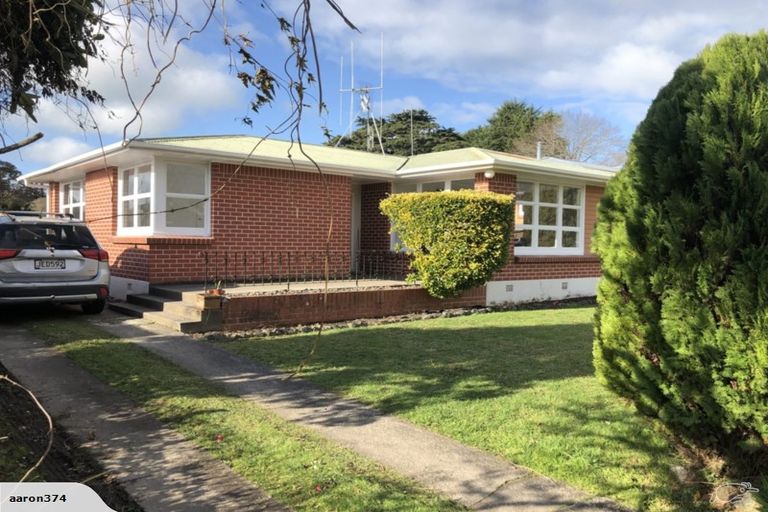 Photo of property in 30 Helena Road, Hillcrest, Hamilton, 3216