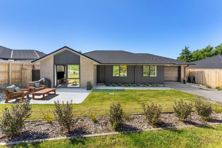 Photo of property in 21 Colorado Road, Totara Park, 5018