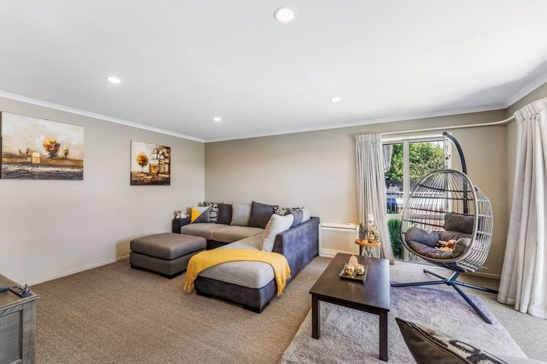 Photo of property in 40 Country Palms Drive, Halswell, Christchurch, 8025