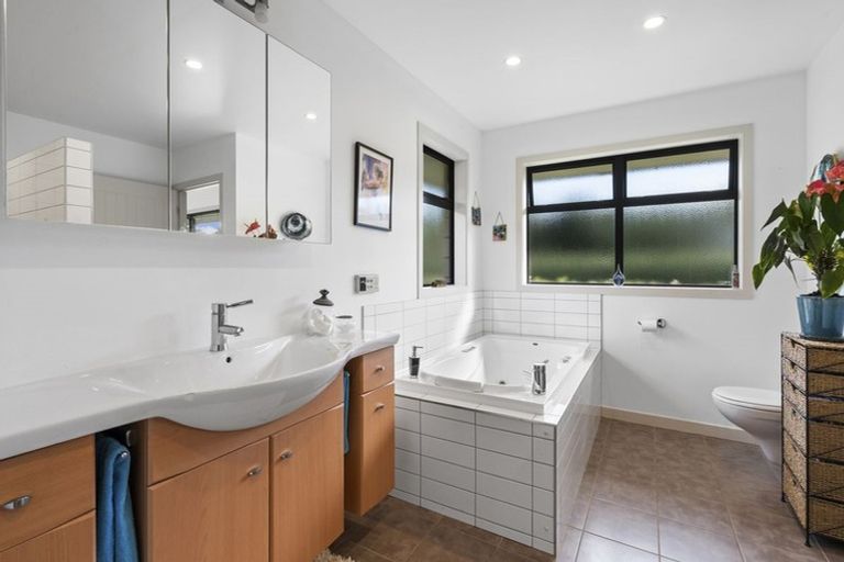 Photo of property in 11a Access Road, Kerikeri, 0230