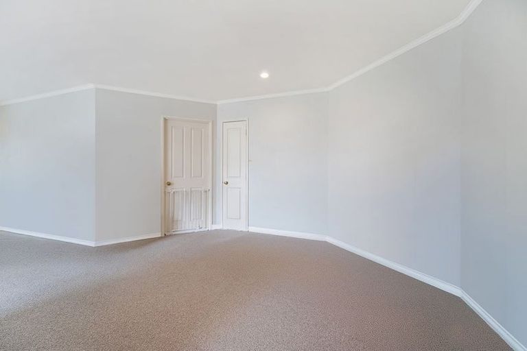Photo of property in 1/12 Beatrice Avenue, Hillcrest, Auckland, 0627