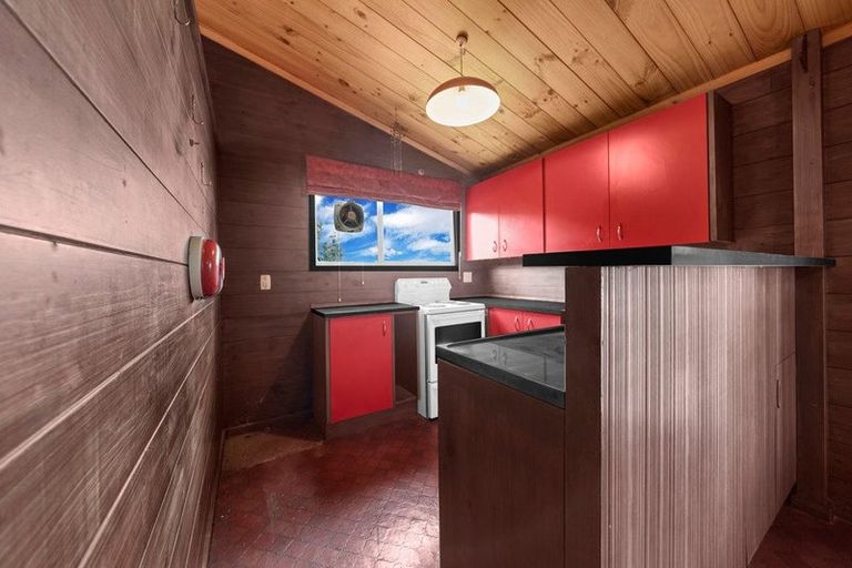 Photo of property in 2 Ensign Place, Hillcrest, Auckland, 0627