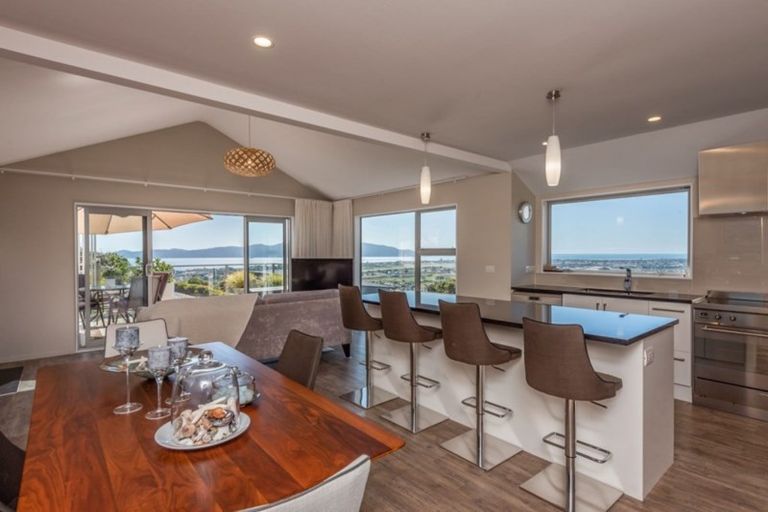 Photo of property in 79 Panorama Drive, Paraparaumu, 5032