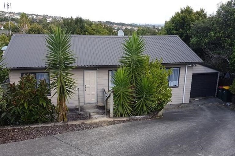 Photo of property in 89 Redoubt Road, Goodwood Heights, Auckland, 2105