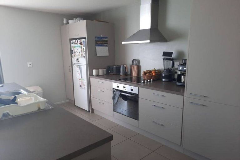 Photo of property in 27 Mokihi Gardens, Hillmorton, Christchurch, 8024