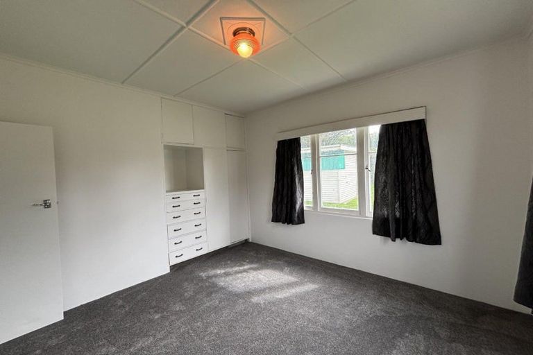 Photo of property in 33 Burns Street, Tawhero, Whanganui, 4501