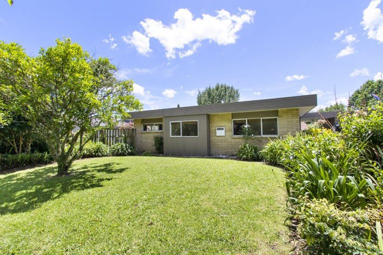 Photo of property in 114 Totara Drive, Pukete, Hamilton, 3200